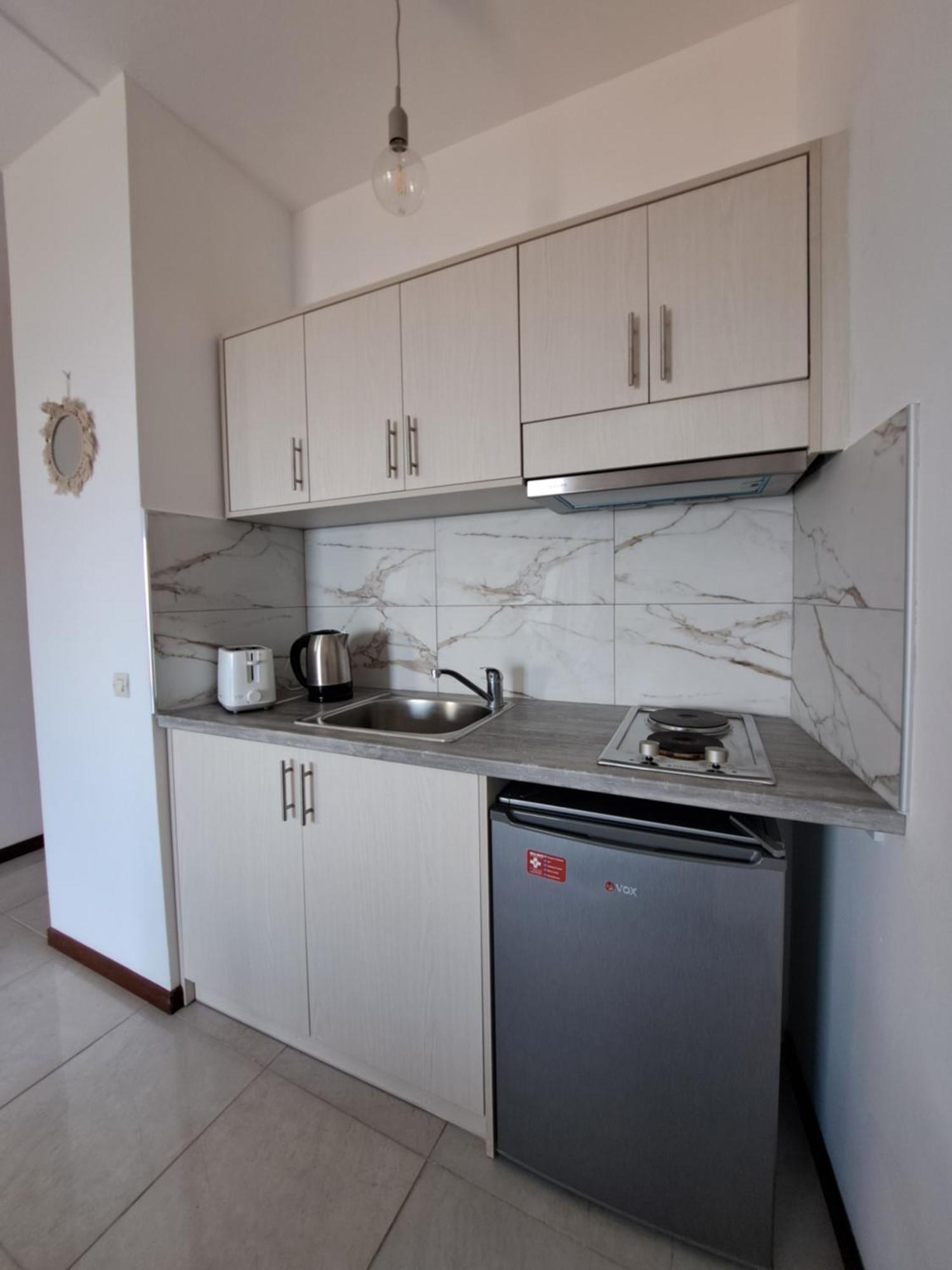 75 Steps Apartments เมซอนกิ ภายนอก รูปภาพ